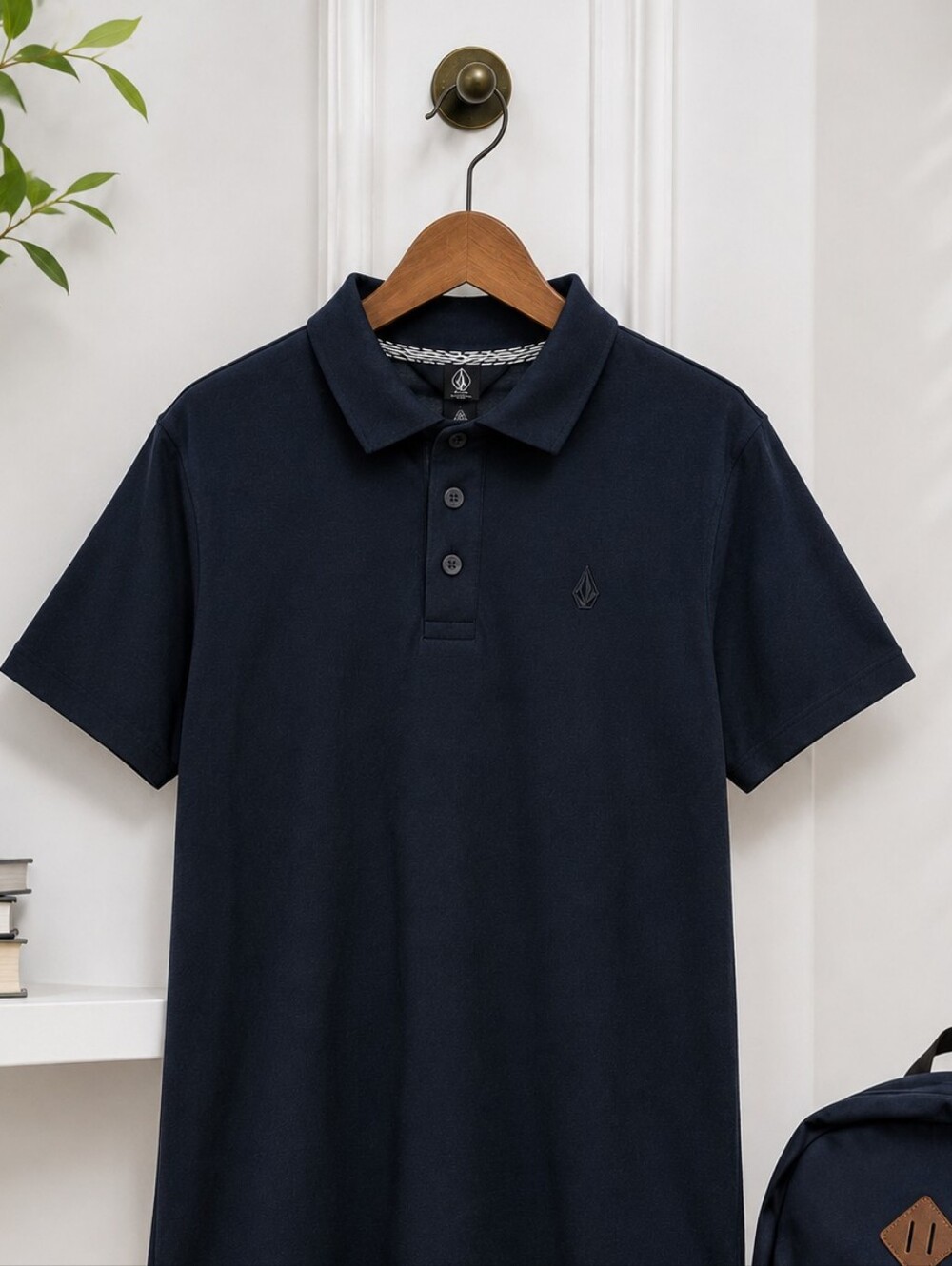 Volcom Boys Navy Polo Shirt Medium 10/12 Skate School Uniform Cotton Blend